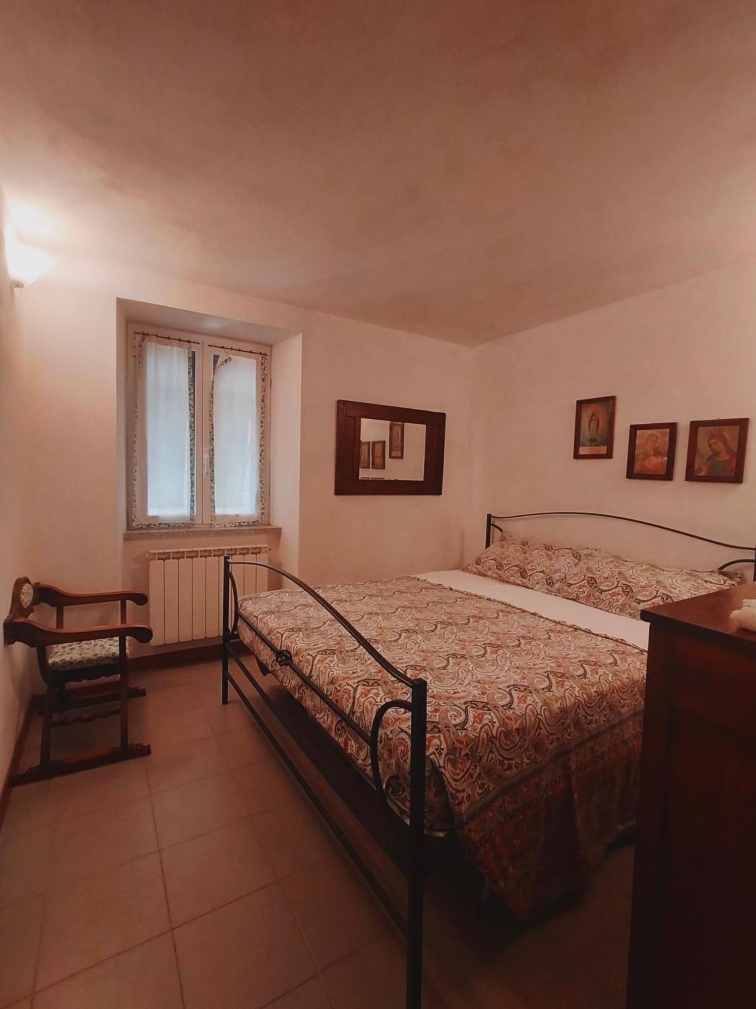 La Casetta Rosa Rocchetta di Vara Exterior foto